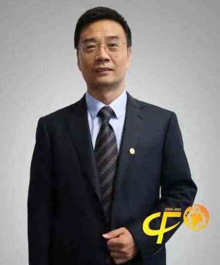 看通集团(01059.HK)：陈伟辞任公司秘书及财务总监